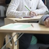 Le Valais veut accorder plus de temps à l'accompagnement des élèves, étudiants et apprentis (archives / image d'illustration).